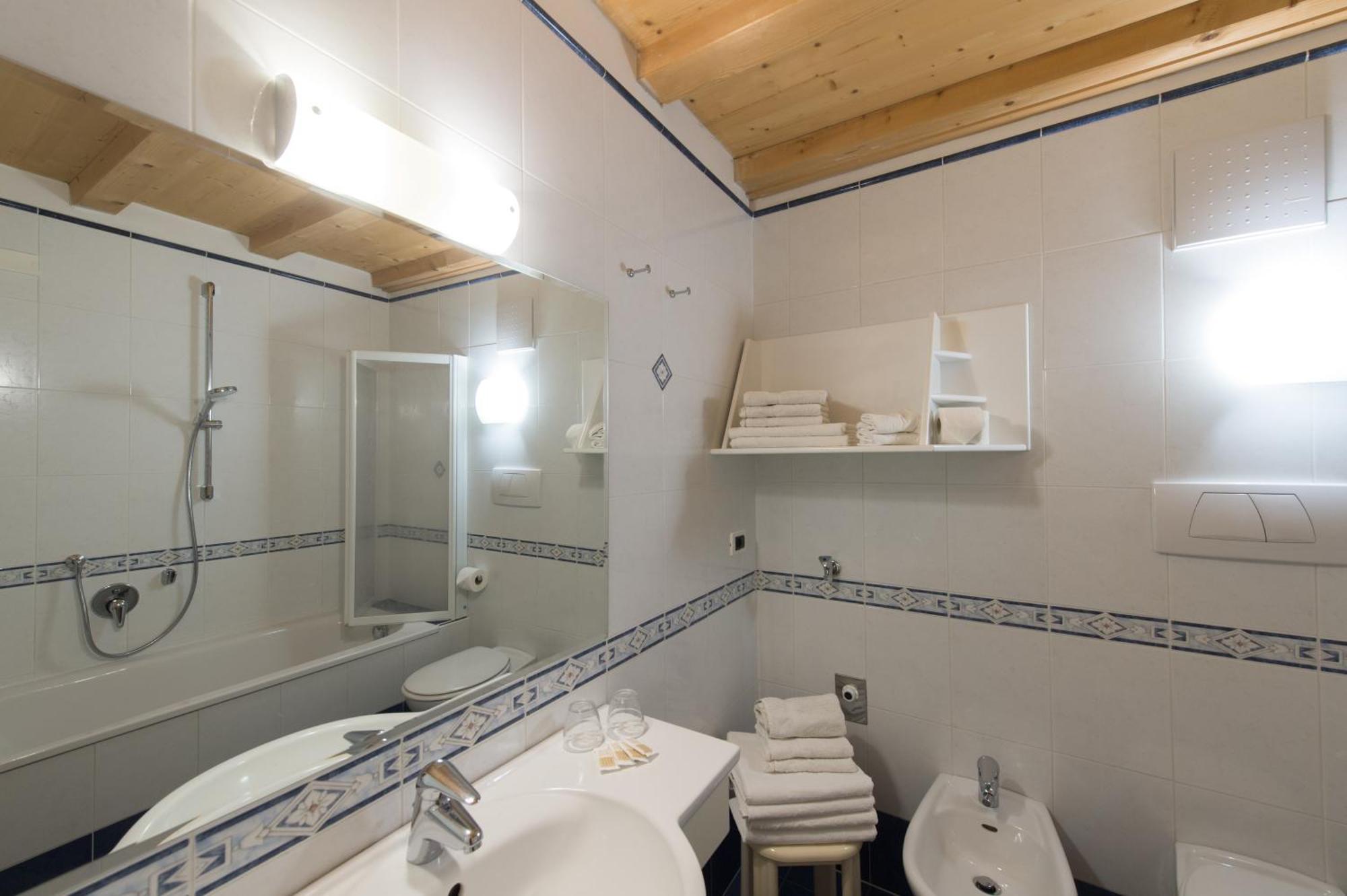 L'Grof - Al Conte Apartment San Martino in Badia Ngoại thất bức ảnh